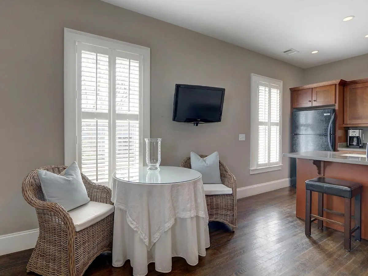 Apartment Southern Elegance Carriage House Savannah United States