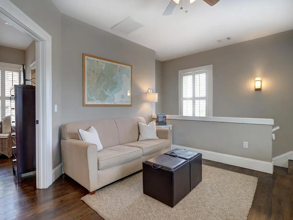 Southern Elegance Carriage House Savannah United States